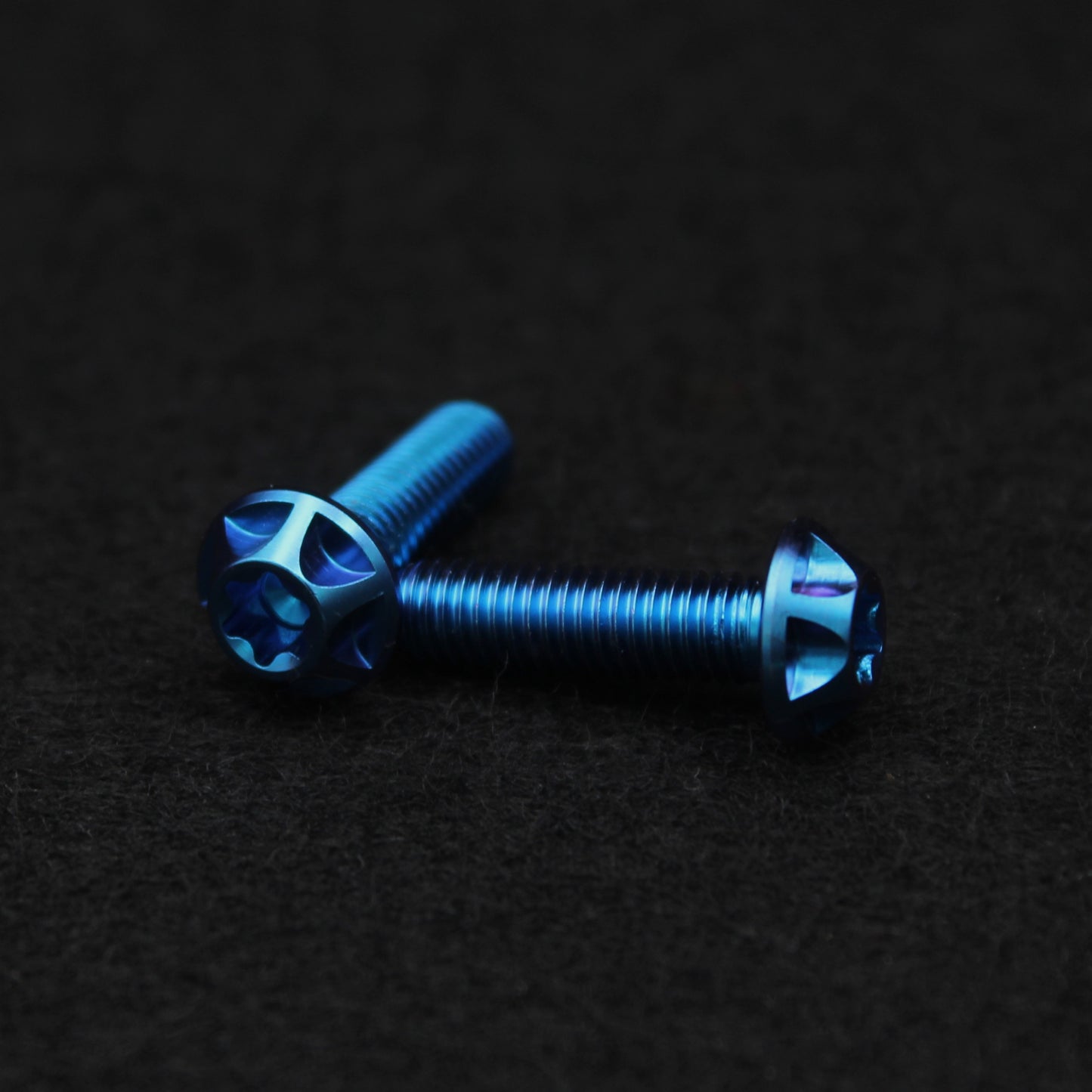 M6 Titanschrauben by FearCustomComposites